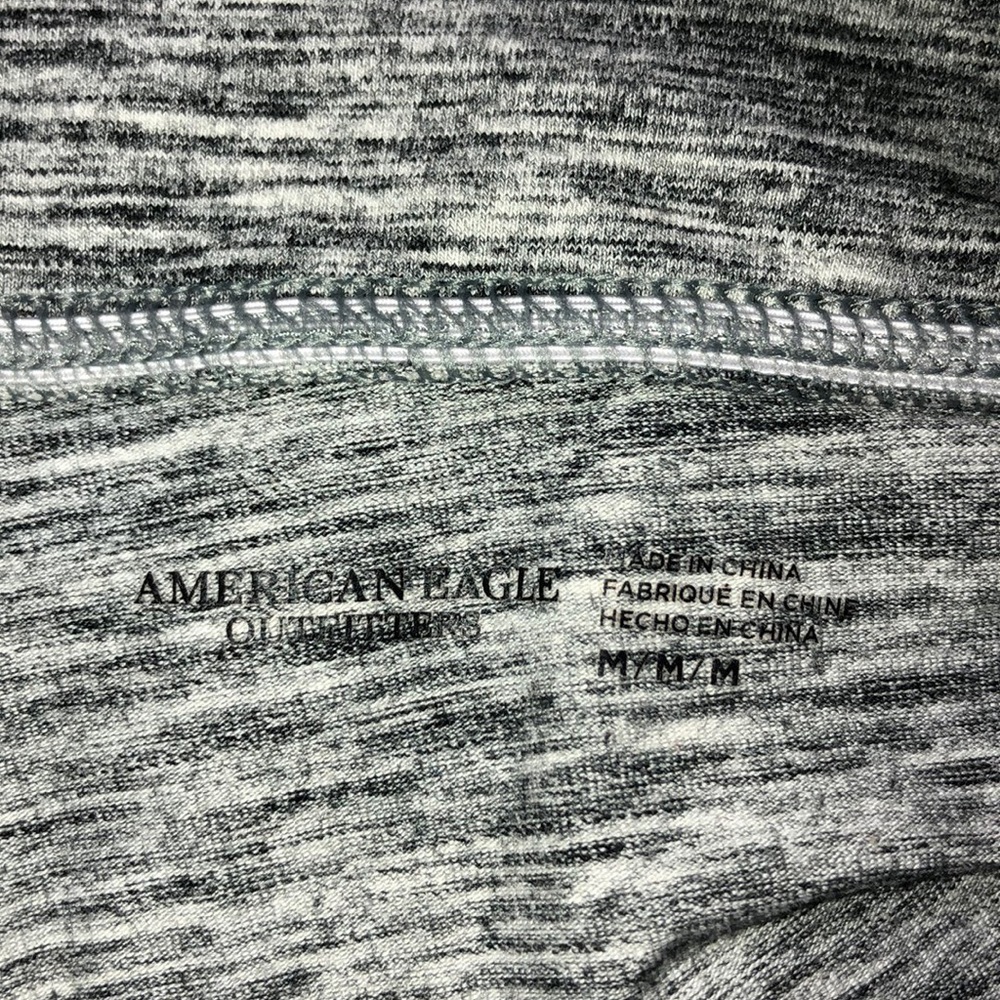 AMERICAN EAGLE CROPPED LEGGINGS